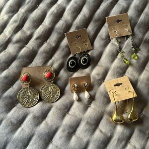 Lot of 5 earring pairs from 90s